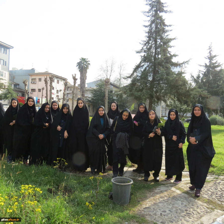 دانشگاه بنت الهدی صدر در روز درختکاری