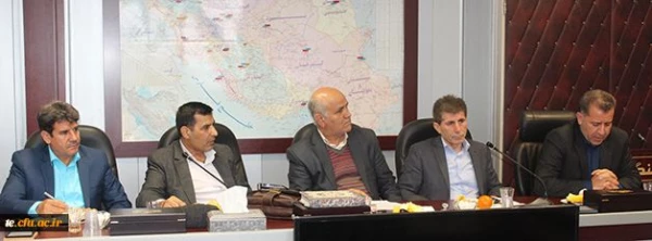 دکتر خنیفر در دیدار با اعضای کانون مدرسین دانشگاه فرهنگیان:
در مدیریت دانشگاه سیاست درب های باز برای استقبال از اندیشه ها و تجارب دلسوختگان نظام تعلیم و تربیت کشور را دنبال میکنیم 3