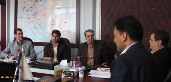 سرپرست دانشگاه فرهنگیان در دیدار با نماینده مردم اقلید در مجلس شورای اسلامی:
برنامه های پیش روی مدیریت دانشگاه حاصل بومی سازی نتایج مطالعات ۳۴ کشور توسعه یافته در حوزه تربیت معلم است 2