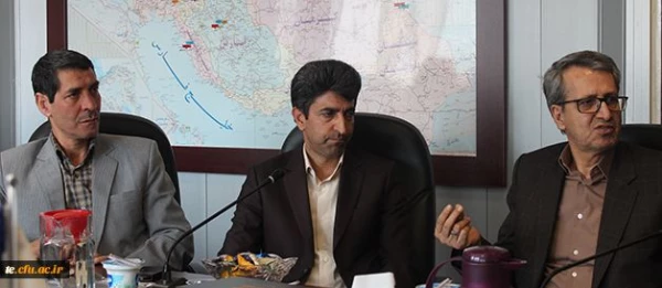 سرپرست دانشگاه فرهنگیان در دیدار با نماینده مردم اقلید در مجلس شورای اسلامی:
برنامه های پیش روی مدیریت دانشگاه حاصل بومی سازی نتایج مطالعات ۳۴ کشور توسعه یافته در حوزه تربیت معلم است 2