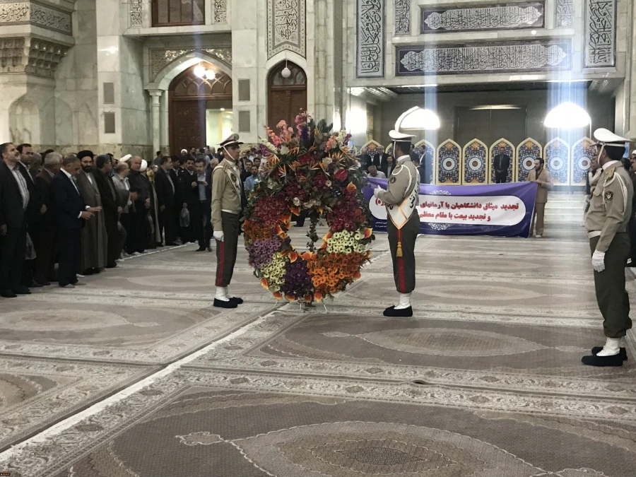 در آستانه سالگرد ارتحال بنیانگذار کبیر انقلاب اسلامی؛
آئین تجدید میثاق خانواده دانشگاهیان کشور با آرمان های امام خمینی(ره) و مقام معظم رهبری (مدظله العالی) برگزار شد 3
