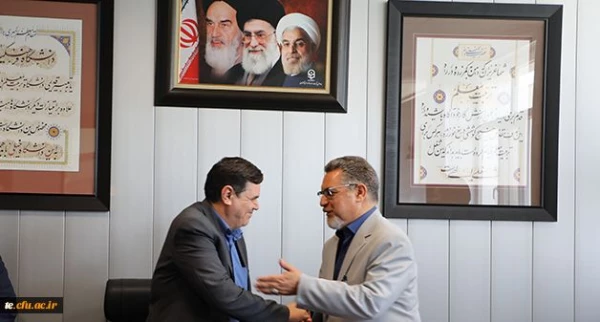 دکتر خنیفر در مراسم معارفه سرپرست معاونت نظارت و ارزیابی عنوان کرد:
دانشگاه فرهنگیان با کل سند تحول بنیادین ارتباط دارد 2