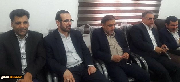رئیس دانشگاه فرهنگیان در دیدار با نماینده مقام معظم رهبری در استان خوزستان:
رهنمود های معنوی علما چراغ راه متولیان تعلیم و تربیت و دانشگاه فرهنگیان 2