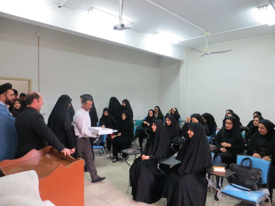 آیین استقبال از سال جدید تحصیلی در پردیس شهید بنت الهدی صدر 3