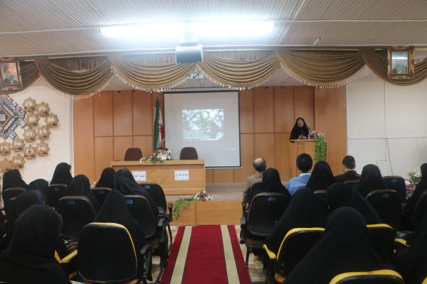 جلسه توجیهی دانشجویان جدید الورود در پردیس بنت الهدی صدر گیلان 4