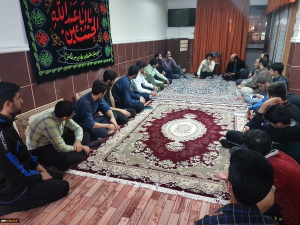 برگزاری شب شعر در سرای دانشجوئی 3