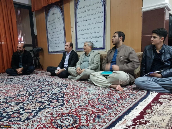 برگزاری شب شعر در سرای دانشجوئی 4