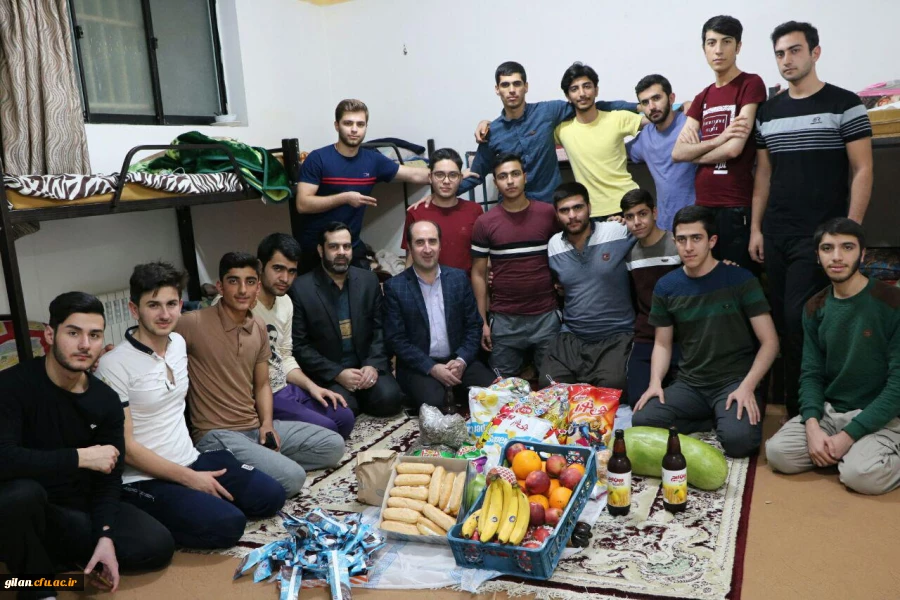 حضور دکتر احد زاده در مراسم شب یلدای دانشجویان  3