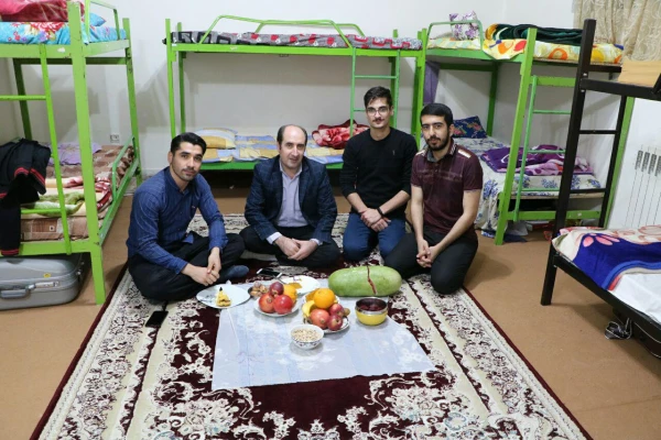 حضور دکتر احد زاده در مراسم شب یلدای دانشجویان  2