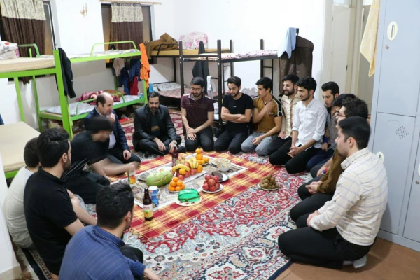 حضور دکتر احد زاده در مراسم شب یلدای دانشجویان  4