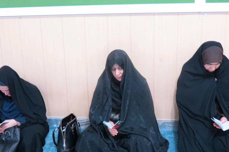 ویژه برنامه استانی  ایام فاطمیه(س)در حسینه شهدای پردیس بنت الهدی صدر گیلان برگزار شد 2