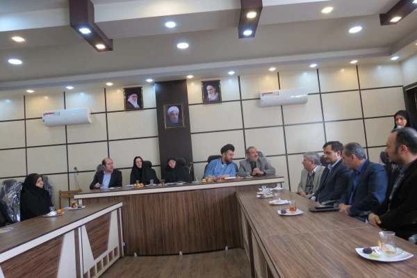 برگزاری مراسم بزرگداشت دهه فجر در دانشگاه فرهنگیان گیلان 3