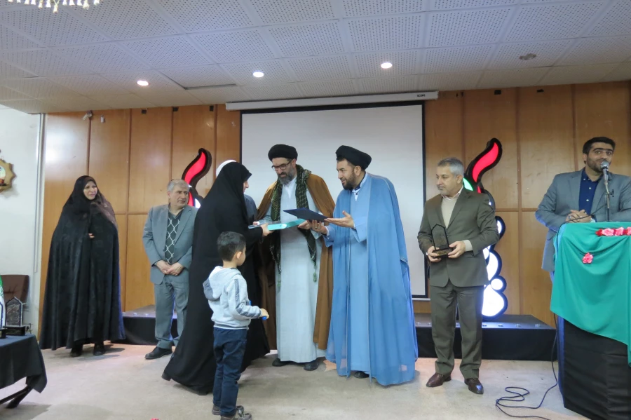 برگزاری مراسم اختتامیه یاس نبوی در دانشگاه فرهنگیان گیلان 7