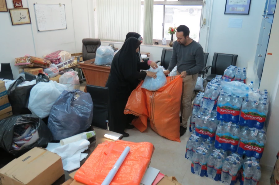 کمک به سیل زدگان استان لرستان توسط دانشگاه فرهنگیان گیلان 6