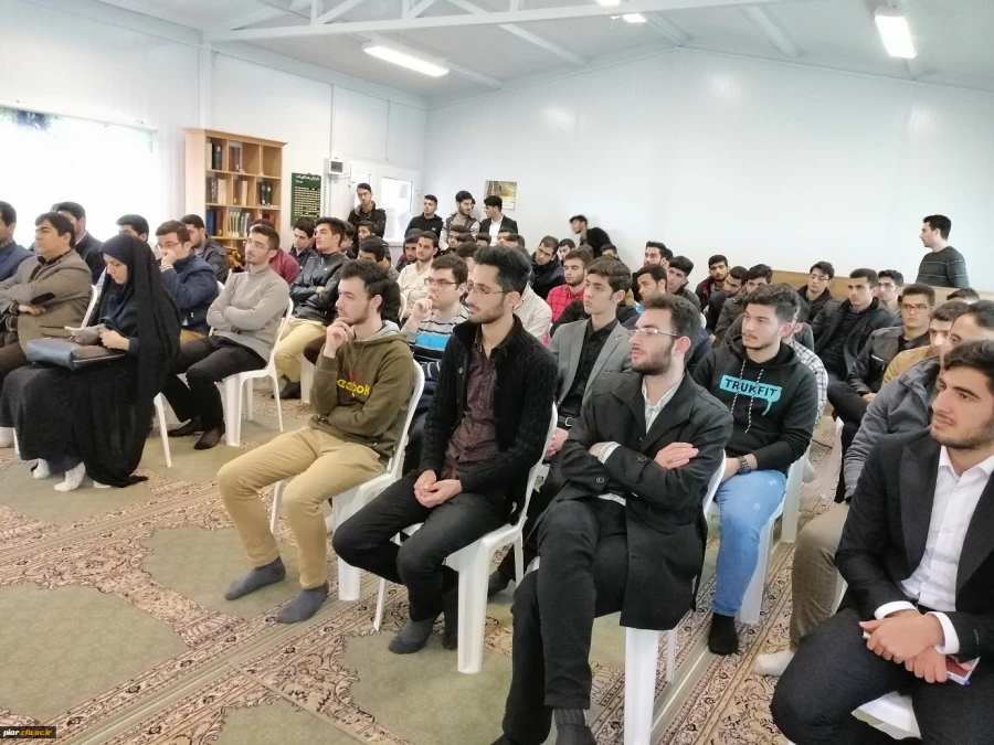 حضور مدیریت امور پردیس های استانی در جلسه پرسش و پاسخ  پردیس امام علی(ع)  2