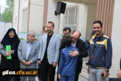 دکتر احد زاده سرپرست مدیریت استانی دانشگاه فرهنگیان بمناسبت هفته  سرآمدی آموزش  از مدارس مجری طرح کارورزی بازدید بعمل آورد. 7