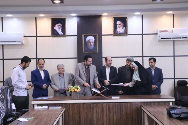 بمناسبت روز روابط عمومی کارگاه آموزشی «چگونه ژورنالیست شویم » در دانشگاه فرهنگیان گیلان برگزار شد. 2