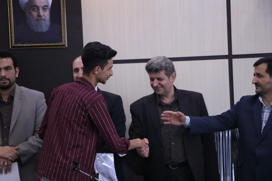 بمناسبت روز روابط عمومی کارگاه آموزشی «چگونه ژورنالیست شویم » در دانشگاه فرهنگیان گیلان برگزار شد. 7