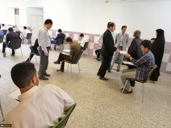 بازدید دکتر احد زاده سرپرست مدیریت استانی از حوزه های امتحانی 5