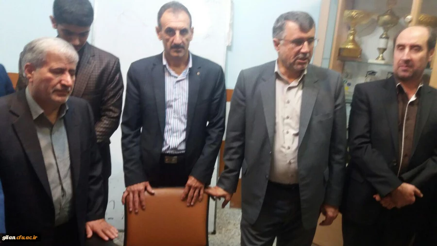 بازدید مدیرکل آموزش و پرورش استان گیلان از روند مصاحبه پذیرفته شدگان 98 2