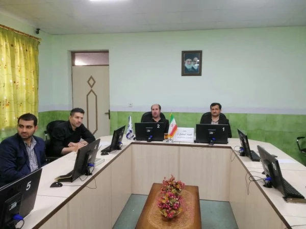 دکتر احدزاده : همه با لبخند مهر به استقبال دانشجویان می رویم 2