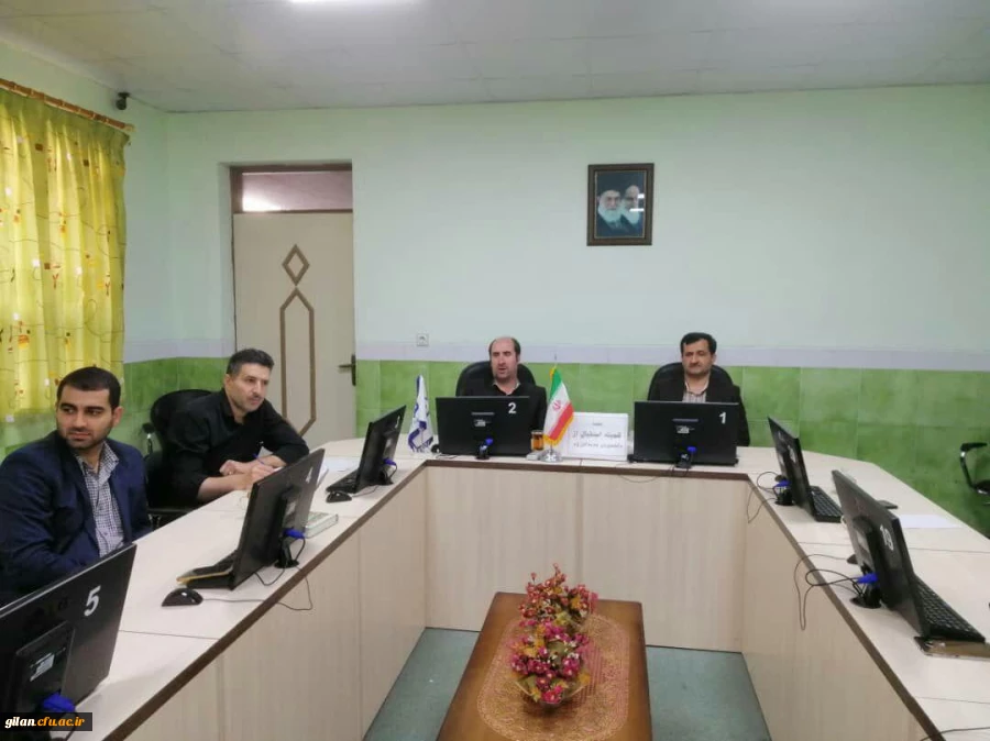 دکتر احدزاده : همه با لبخند مهر به استقبال دانشجویان می رویم 2