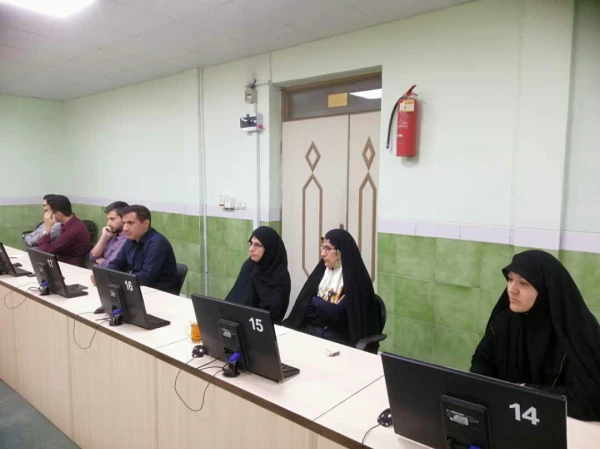 دکتر احدزاده : همه با لبخند مهر به استقبال دانشجویان می رویم 5