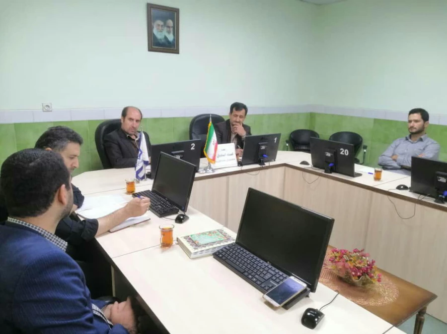 دکتر احدزاده : همه با لبخند مهر به استقبال دانشجویان می رویم 6