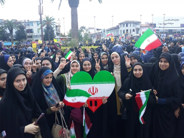 حضور گسترده دانشجو معلمان دانشگاه فرهنگیان در یوم الله سیزده آبان 4