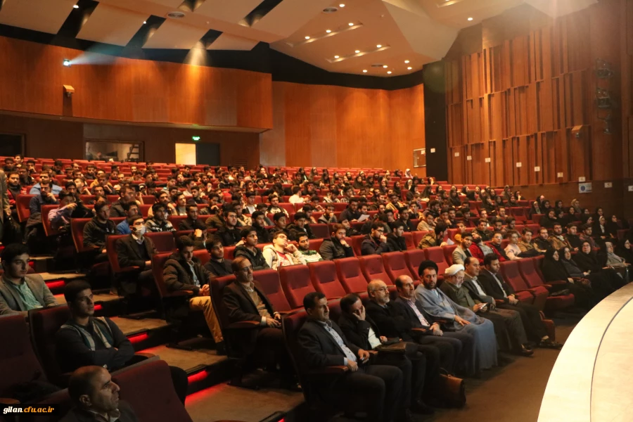 رییس دانشگاه گیلان  درجمع دانشجو معلمان پژوهنده  دانشگاه فرهنگیان« نقش مدیریت اطلاعاتی را غیر قابل انکار دانست.» 3