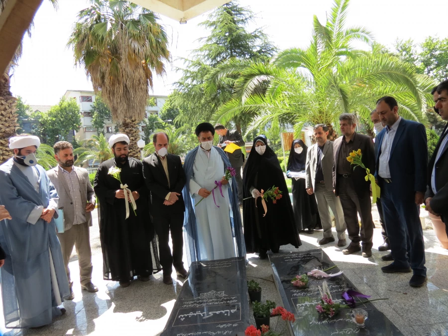 برگزاری مراسم یادبود رحلت امام (ره) در دانشگاه فرهنگیان گیلان 4