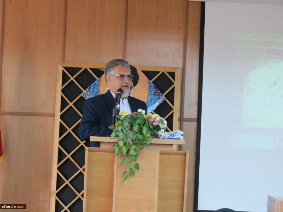 با حضور کچوئیان آیین تکریم و تودیع احدزاده در دانشگاه فرهنگیان گیلان برگزار شد. 3