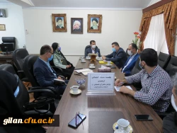 دکتر صفری سرپرست مدیریت امور پردیس های دانشگاه فرهنگیان گیلان:

اربعین نماد پیام های  معرفتی عاشورا است که هرروز بر درخشش و تازگی آن افزوده می شود. 3