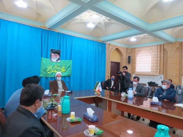 نماینده ولی فقیه در دیدار با اساتید و مسؤلین دانشگاه فرهنگیان گیلان : حضور رهبر معظم در دانشگاه فرهنگیان نشانگر اهمّیّت ویژه و جایگاه فرهنگیان در نزد ایشان است. 3