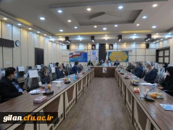 معلمی زینت جامعه است و هدایت به خیر و اخلاق نیکو در جامعه را به عهده دارد. 4