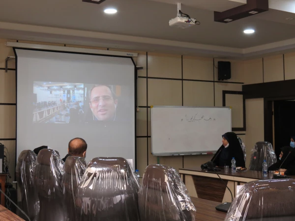 مردم سالاری دینی محصول بی بدیل انقلاب اسلامی است. 5