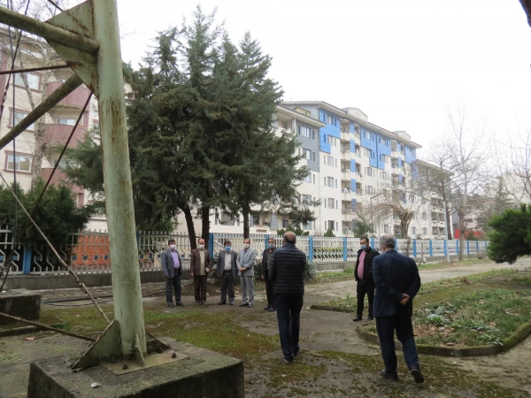 تحصیل معلمان سایر استان ها درتربیت معلم گیلان از سوابق و پیشینه  دانشگاه  فرهنگیان گیلان است. 4