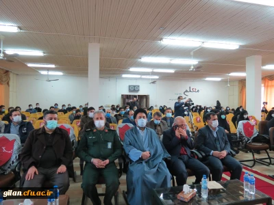 دکتر صفری در مراسم یادواره شهدای دانشگاه فرهنگیان گیلان

مروز واژه شهادت معنایی ژرف تر و پهناورتر از هرزمان دیگر دارد که به اسارت کلمه در نمی آید.