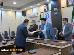 سرلوحه مرام معلمی سرآمدی و تعالی است که ریشه در اخلاق دارد.  3