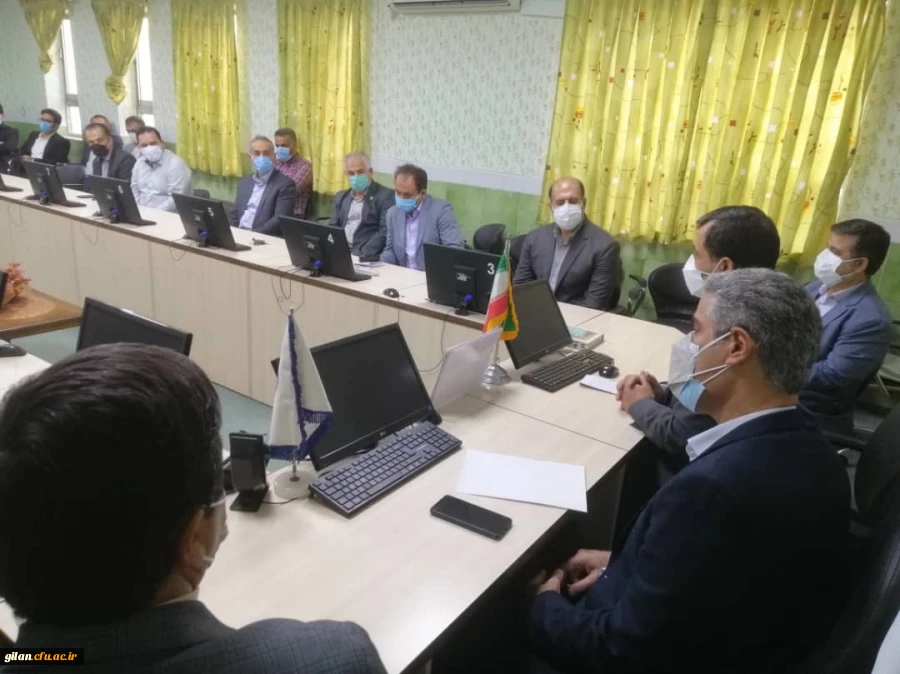 رعایت عدالت و شایستگی  محور  اصلی انتخاب دانشجو برای دانشگاه فرهنگیان می باشد.  4