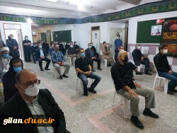 کلاس درس دکتر اعلایی  شور انگیز ، جاذب و توام با اخلاق و معرفت شناسی بود.  6