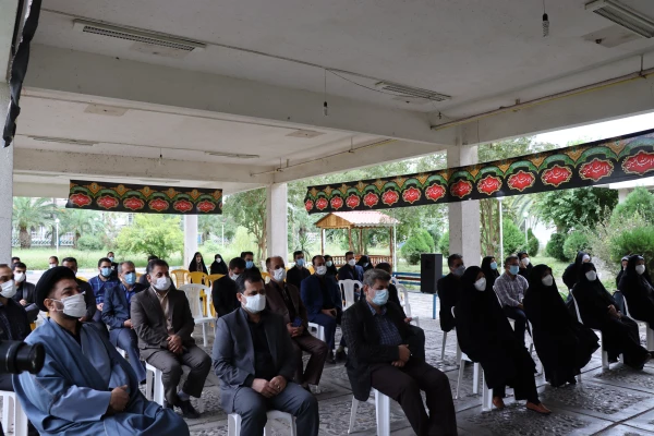 سوگواری در رثای امام حسین (ع) و یارانش یکی از عوامل وحدت مسلمین و از اصولی است که می تواند موجب رهایی بشر از چنگ استبداد باشد.  2