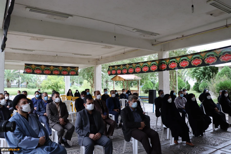 سوگواری در رثای امام حسین (ع) و یارانش یکی از عوامل وحدت مسلمین و از اصولی است که می تواند موجب رهایی بشر از چنگ استبداد باشد.  2