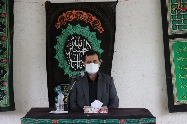 سوگواری در رثای امام حسین (ع) و یارانش یکی از عوامل وحدت مسلمین و از اصولی است که می تواند موجب رهایی بشر از چنگ استبداد باشد.  3