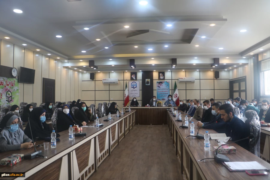 تعلیم و تربیت یعنی همه فرایند هایی که رفتار و توانایی انسان را توسعه می دهد. 3