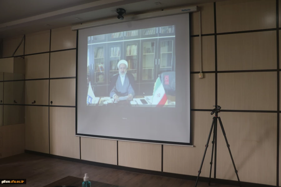 تعلیم و تربیت یعنی همه فرایند هایی که رفتار و توانایی انسان را توسعه می دهد. 5