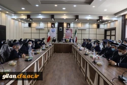 کار معلمی مجموعه ای از فعالیت های به هم پیوسته است که هم یاد می دهد و هم یاد می گیرد. 3