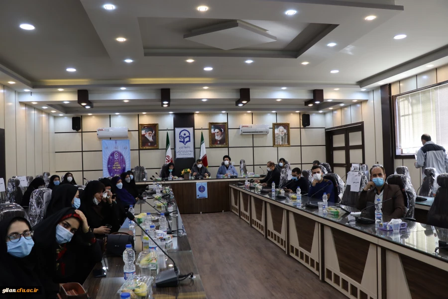 حقیقت پژوهش، به عنوان نمود اجتماعی صرفاً شامل دریافت حقیقتها نیست  بلکه مستلزم انتقال حقیقت ها نیز می باشد. 2