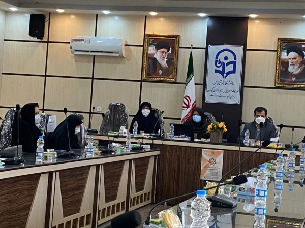 برگزاری نشست علمی تخصصی و بررسی  سرفصل ها و واحد های درسی آموزش ابتدایی 2