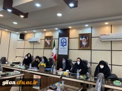 برگزاری نشست علمی تخصصی و بررسی  سرفصل ها و واحد های درسی آموزش ابتدایی 3